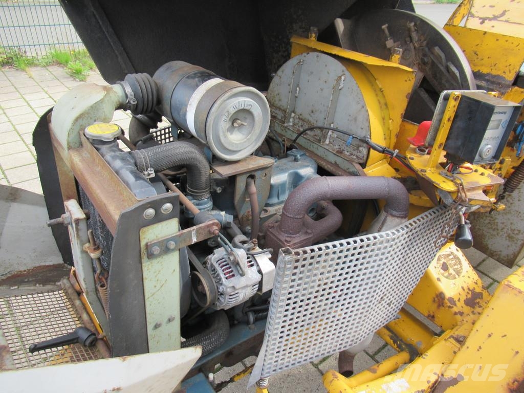 Schliesing 220 MX Houtversnipperaar Wood chippers