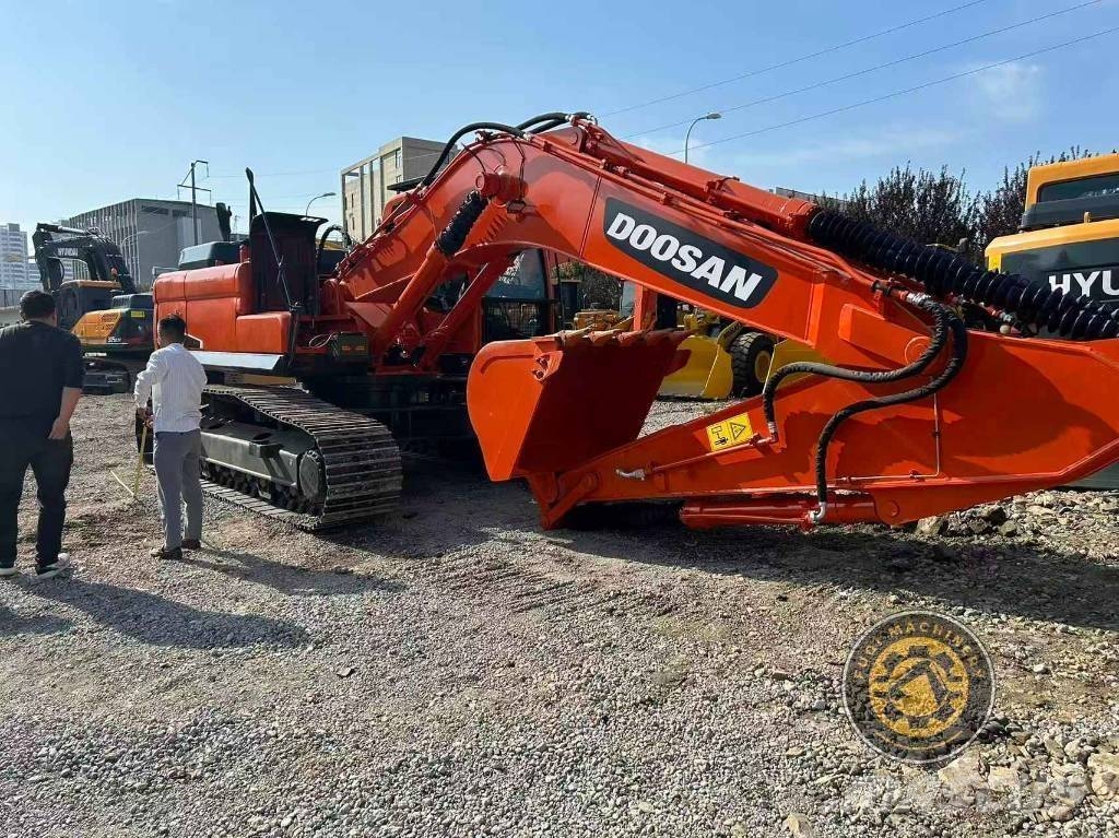 Doosan DX 340 LC Beltegraver
