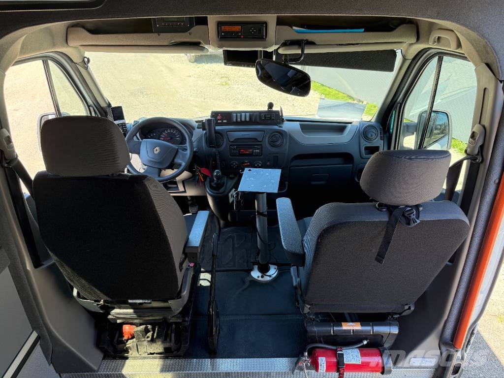 Renault Master. 2 Units! Minibusser