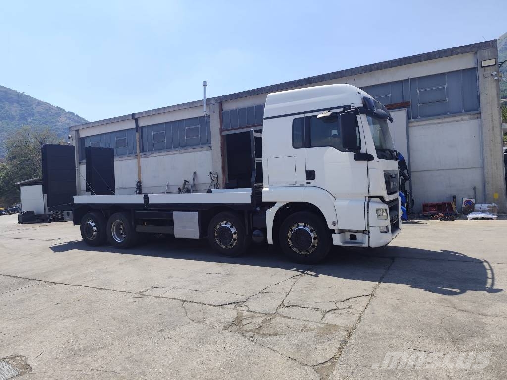 MAN TGX 35.440 Kamioni s ravnim pločom / vitlom