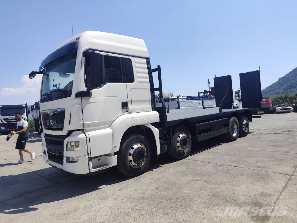 MAN TGX 35.440 Kamioni s ravnim pločom / vitlom