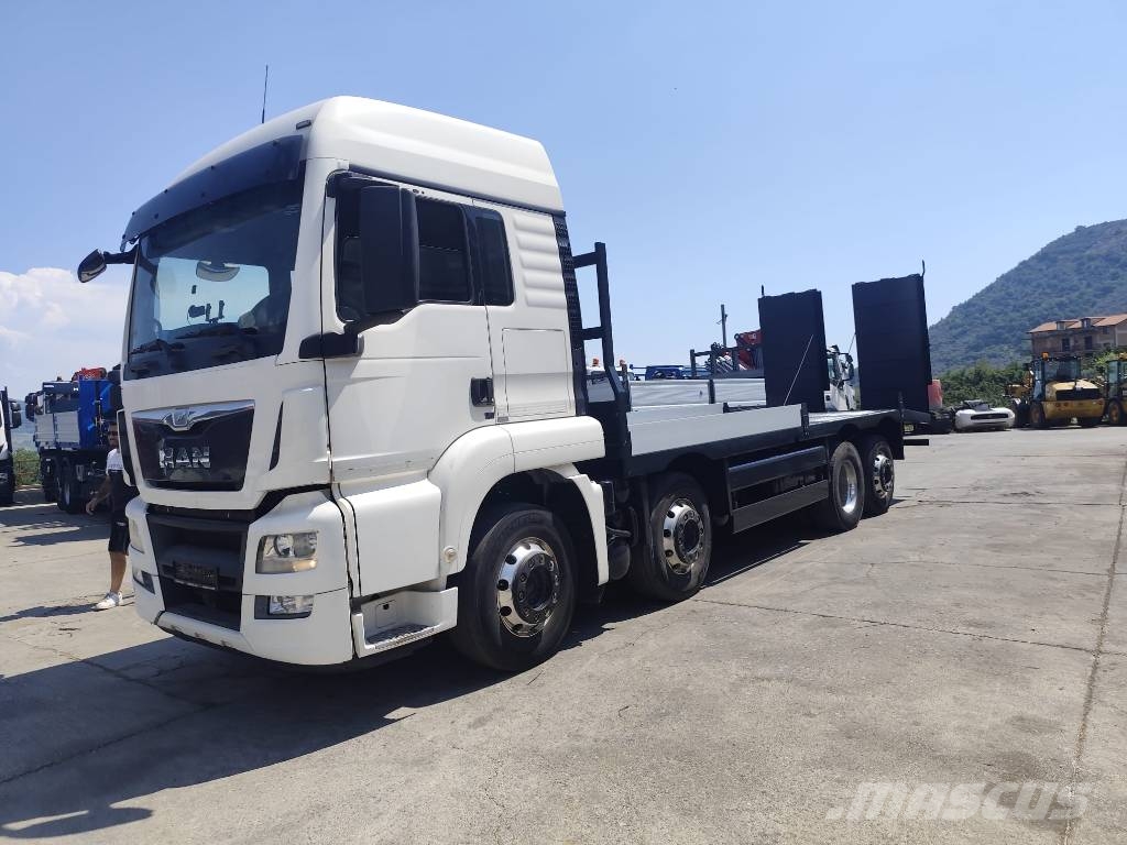 MAN TGX 35.440 Kamioni s ravnim pločom / vitlom