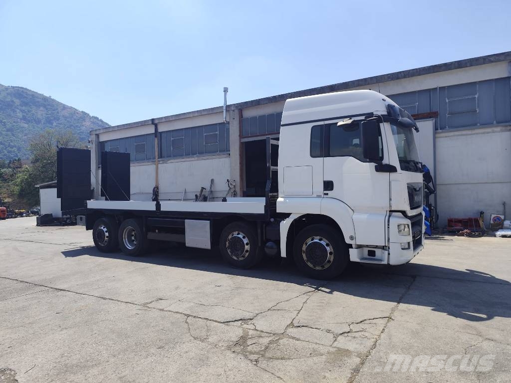 MAN TGX 35.440 Kamioni s ravnim pločom / vitlom