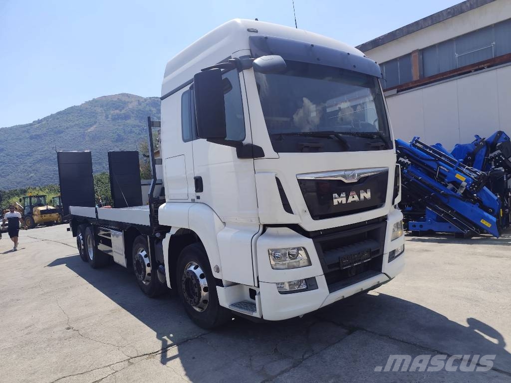 MAN TGX 35.440 Kamioni s ravnim pločom / vitlom