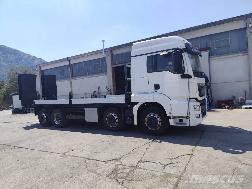 MAN TGX 35.440 Kamioni s ravnim pločom / vitlom