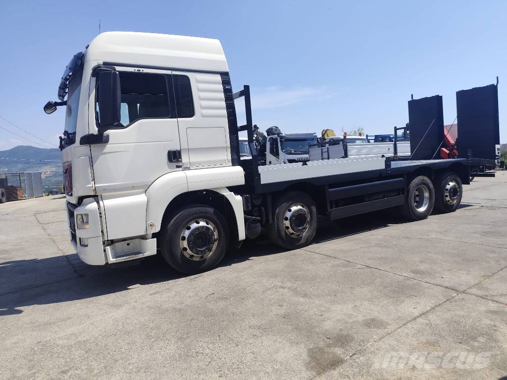 MAN TGX 35.440 Kamioni s ravnim pločom / vitlom