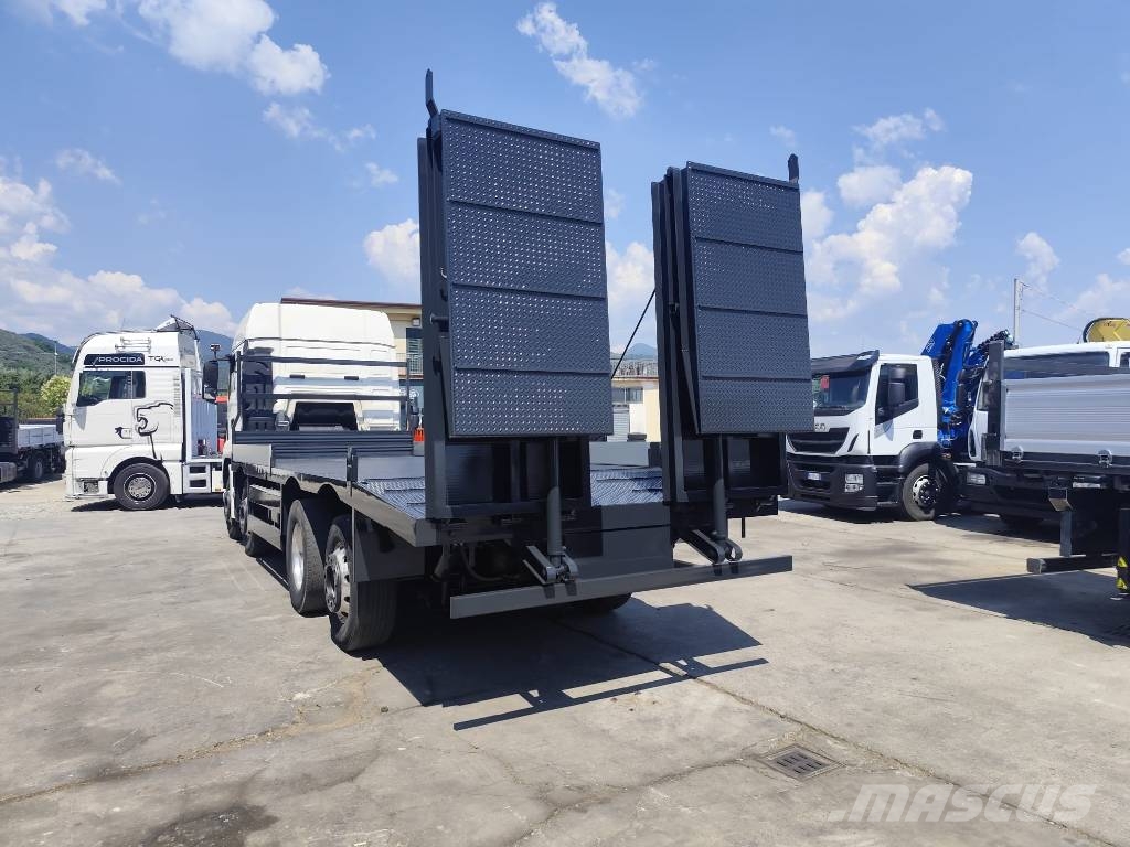 MAN TGX 35.440 Kamioni s ravnim pločom / vitlom