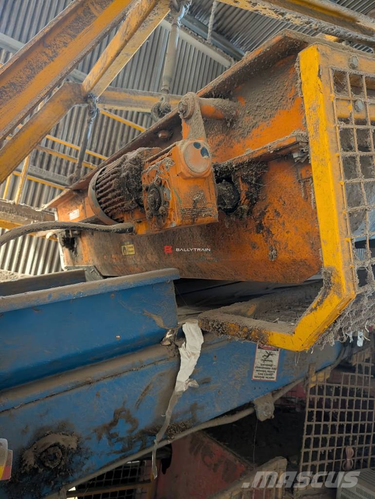 SRF Production Line (Shred-Tech & Weima Shredders) جراشات