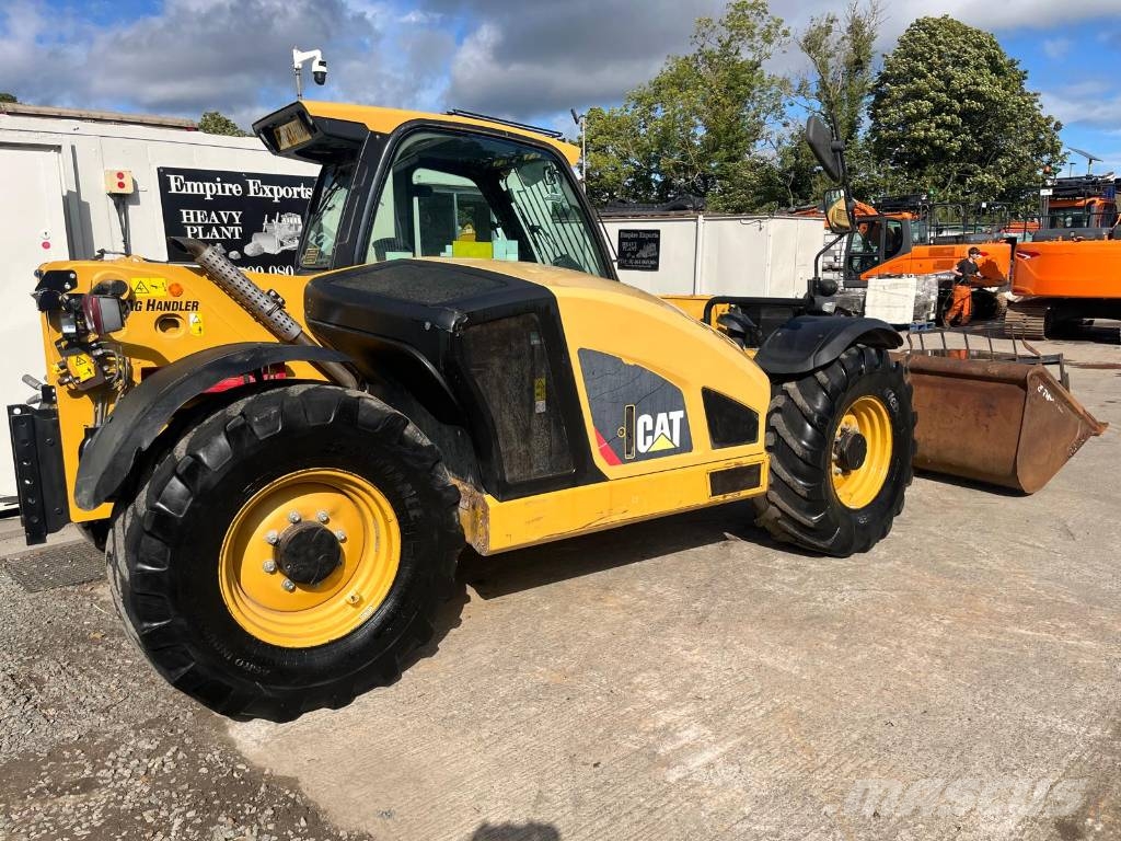 CAT TH 357D معدات مناولة لأغراض الزراعة
