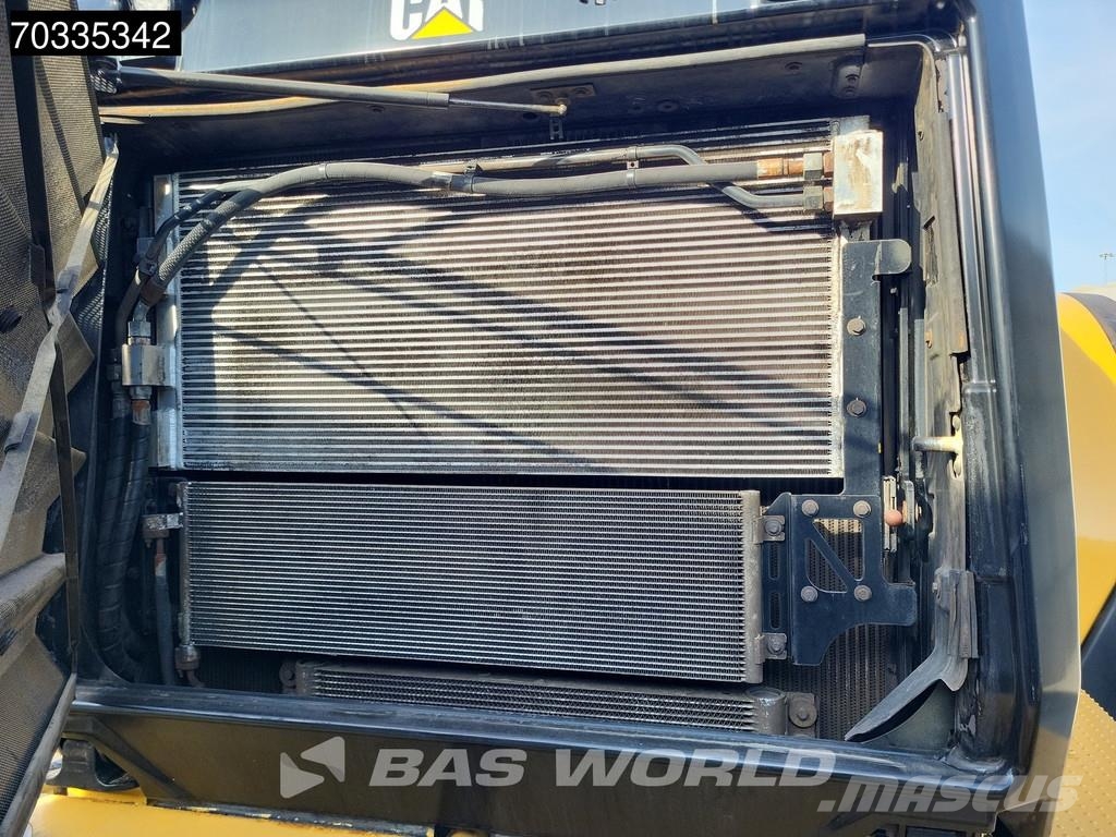 CAT 980 M Rataslaadurid
