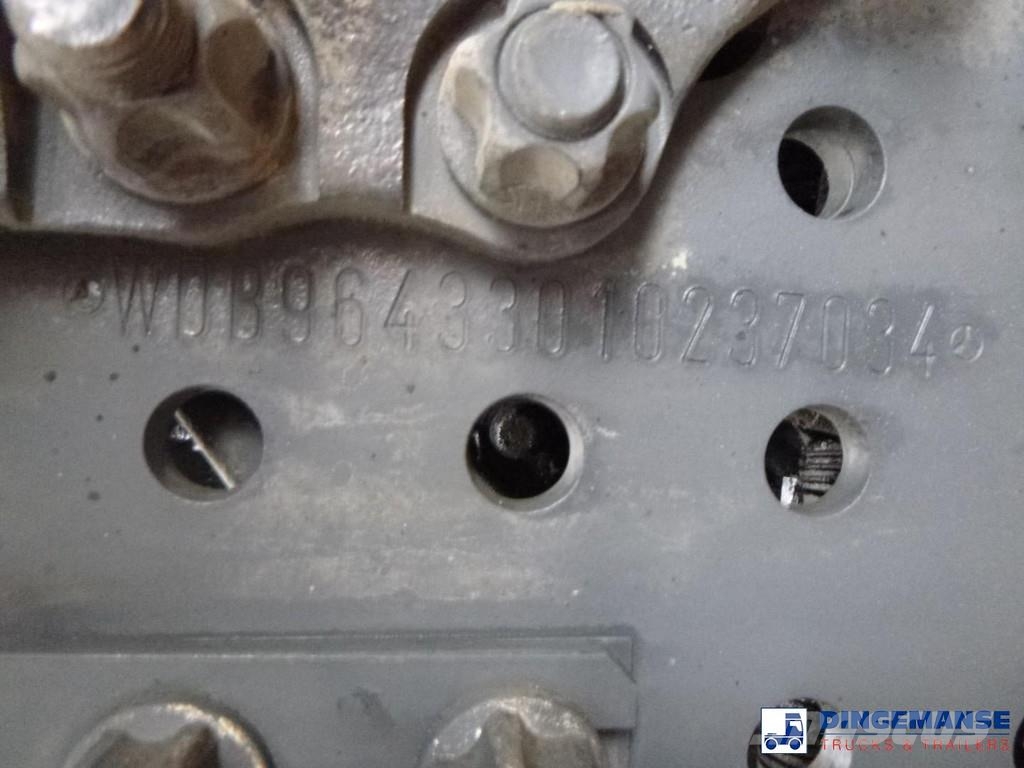 Mercedes-Benz Arocs 3240 8x4 Schwing-Stetter pump / mixer Бетононасоси