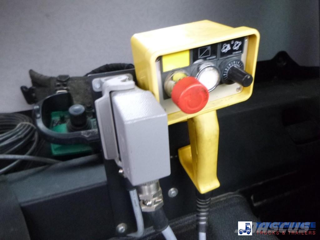 Mercedes-Benz Arocs 3240 8x4 Schwing-Stetter pump / mixer Camiões bomba Betão