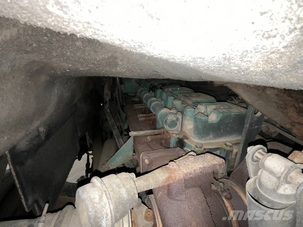 Volvo FH 16 520 8X4 Rol kiper kamioni sa kukom za podizanje tereta