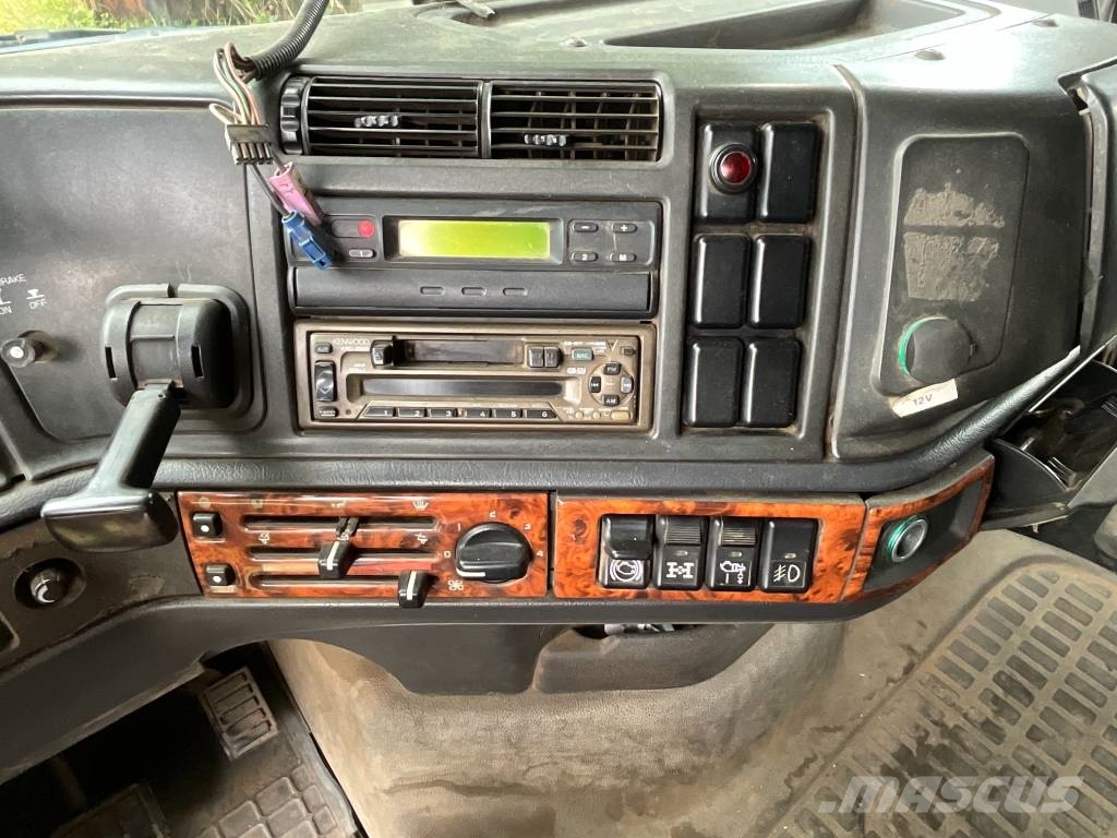 Volvo FH 16 520 8X4 Rol kiper kamioni sa kukom za podizanje tereta