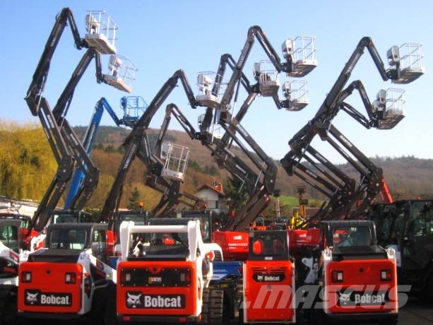 Manitou 160 ATJ 4x4x4 - 16.5m / seitlich 9.5m Kĺbové plošiny