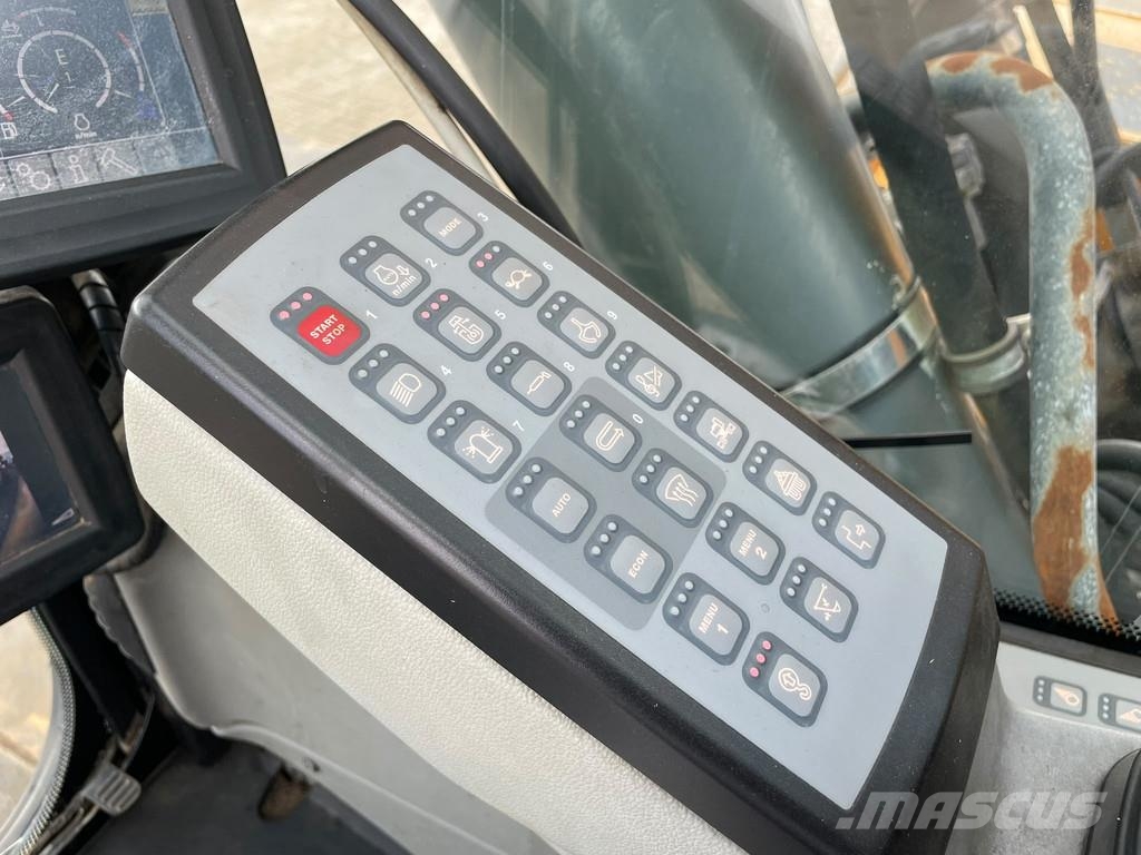 Liebherr R936NLC Escavadoras de rastos