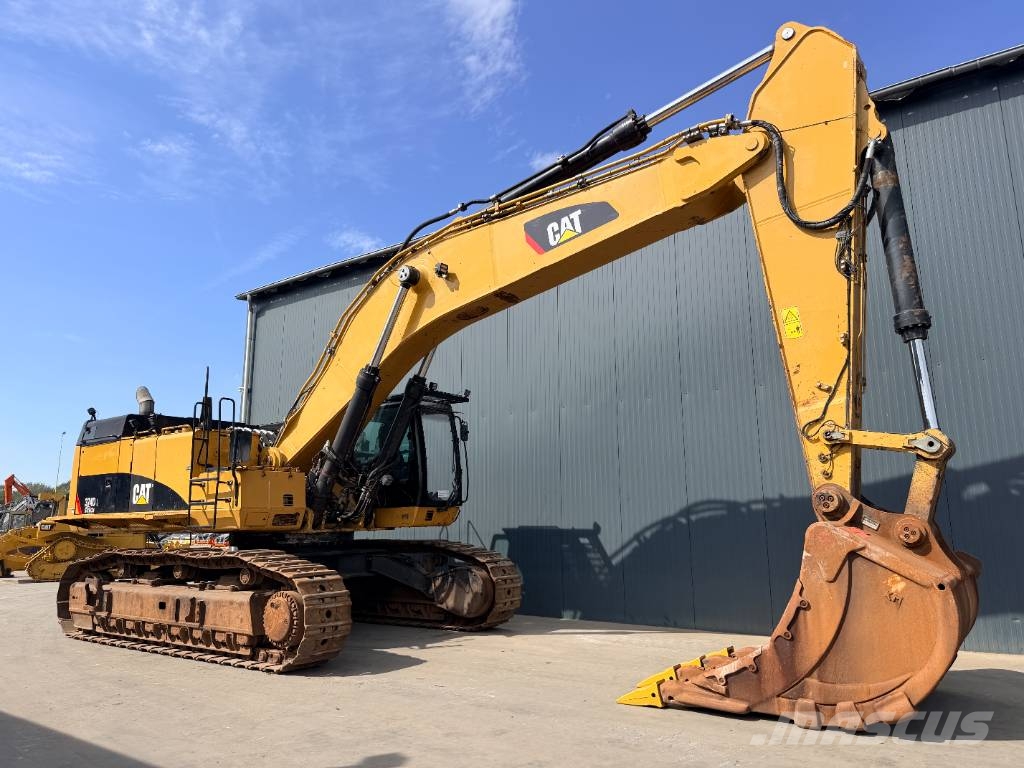 CAT 374D L Pelle sur chenilles
