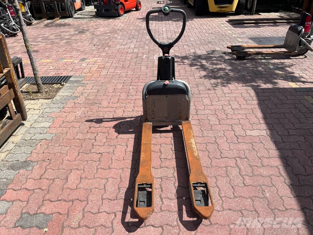 Linde CITI T05 /130/ V-3797 OB شاحنات مناولة ذاتية الدفع