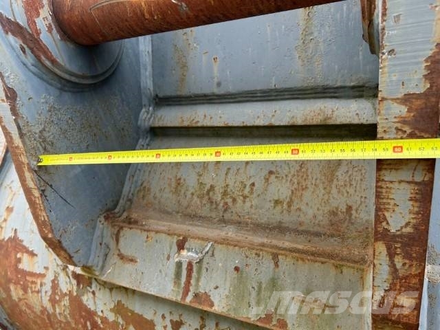 Hitachi ZX 690 Tandenbak Cucharones