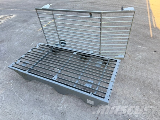 Liebherr A 316 cabin cover Kabine i unutrašnjost
