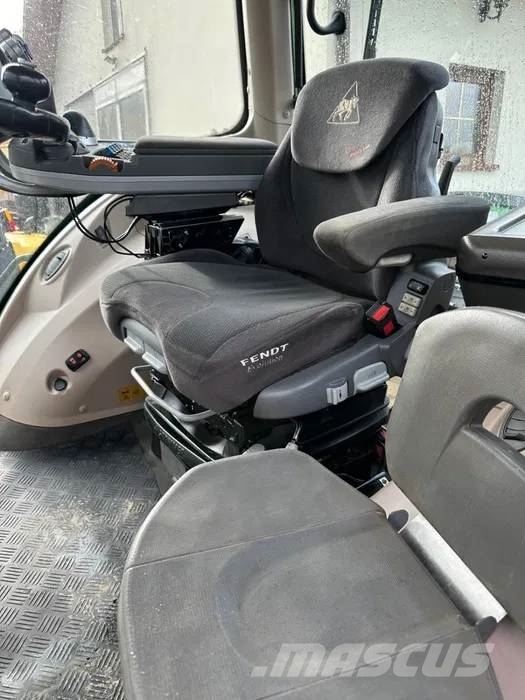 Fendt 826 Vario Traktoriai