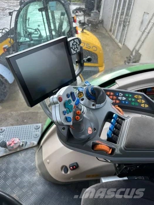 Fendt 826 Vario Traktoriai