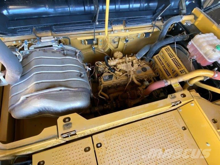 CAT 330FLN Mono-Boom OilQuick OQ80 KLIMA ZSA Telakaivukoneet