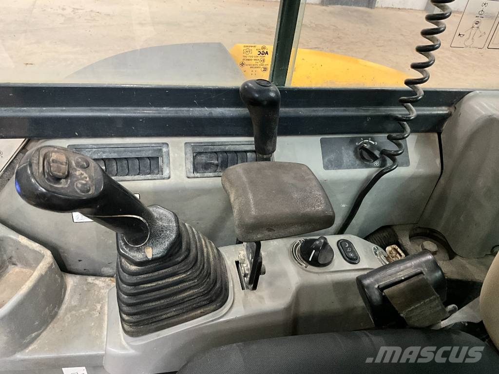 Komatsu PC 55 MR-5 Miniekskavaatorid < 7 t