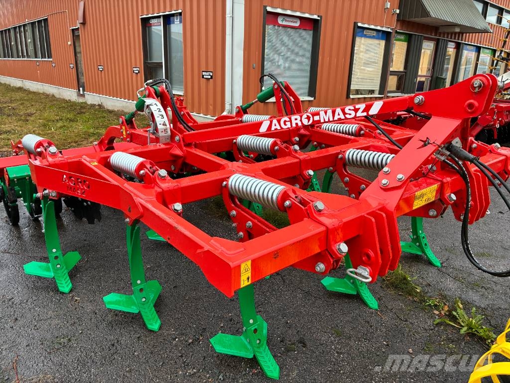 Agro-Masz  UUSI RUNNER 30 Cultivatoren