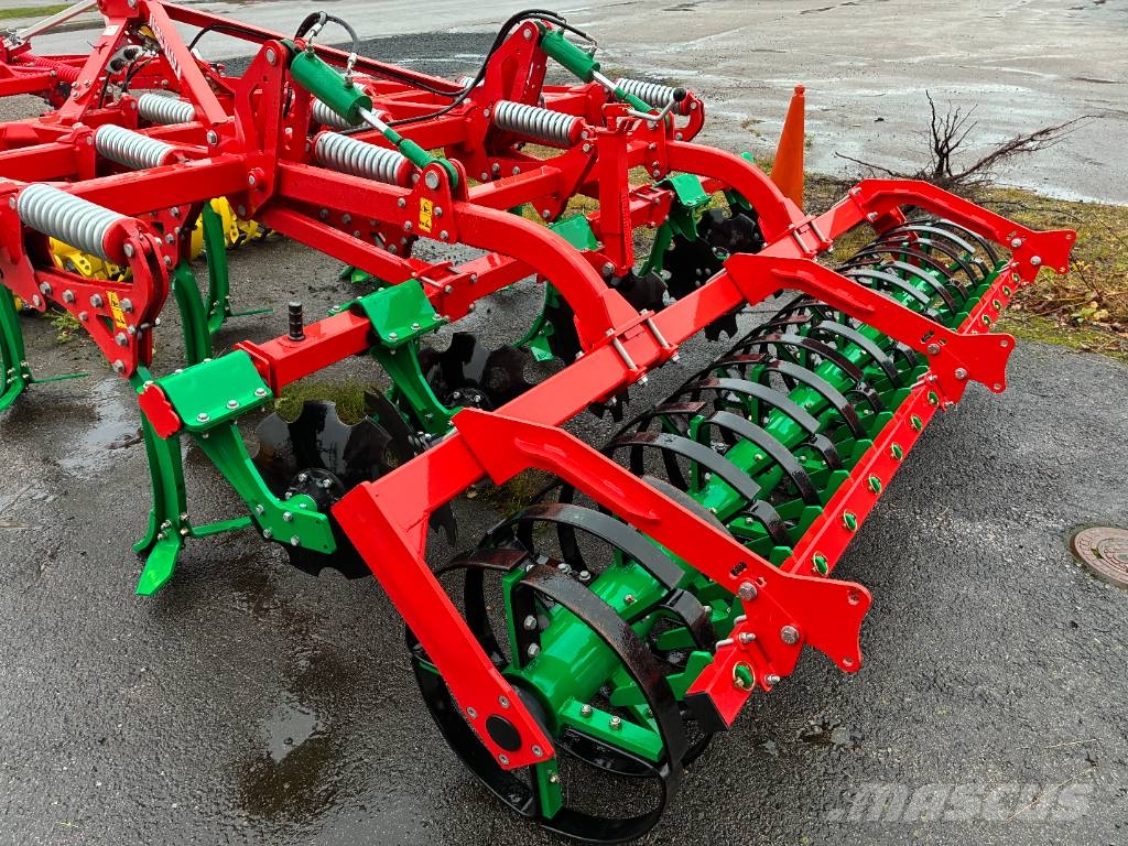 Agro-Masz  UUSI RUNNER 30 Cultivatoren
