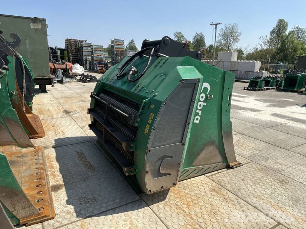 Cobra L3-180 SX25 zeefbak/screening bucket Mobila sorteringsverk