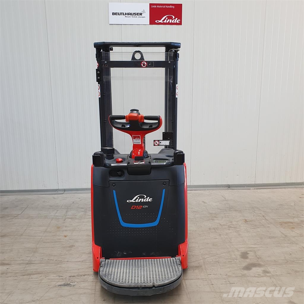 Linde D12AP 行走式堆垛机