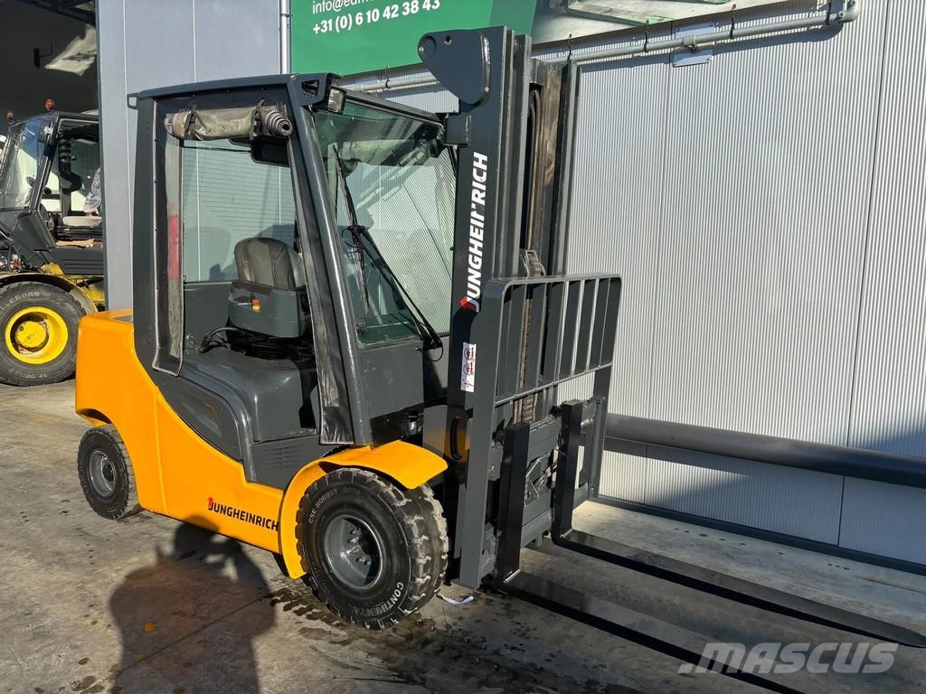 Jungheinrich DFG435s Heftruck Diesel Dyzeliniai krautuvai