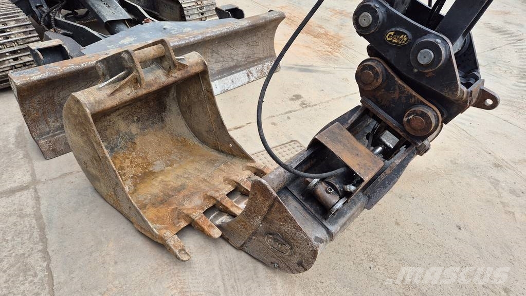 Eurocomach ES85ZT - 6 SIDED PLOUGH - 2018 YEAR - 2960 HOURS Midi rýpadla 7t - 12t