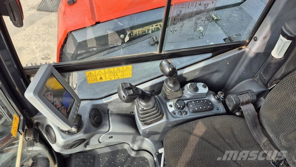 Eurocomach ES85ZT - 6 SIDED PLOUGH - 2018 YEAR - 2960 HOURS Midi rýpadla 7t - 12t