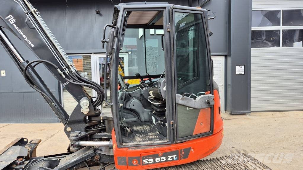 Eurocomach ES85ZT - 6 SIDED PLOUGH - 2018 YEAR - 2960 HOURS Midi rýpadla 7t - 12t