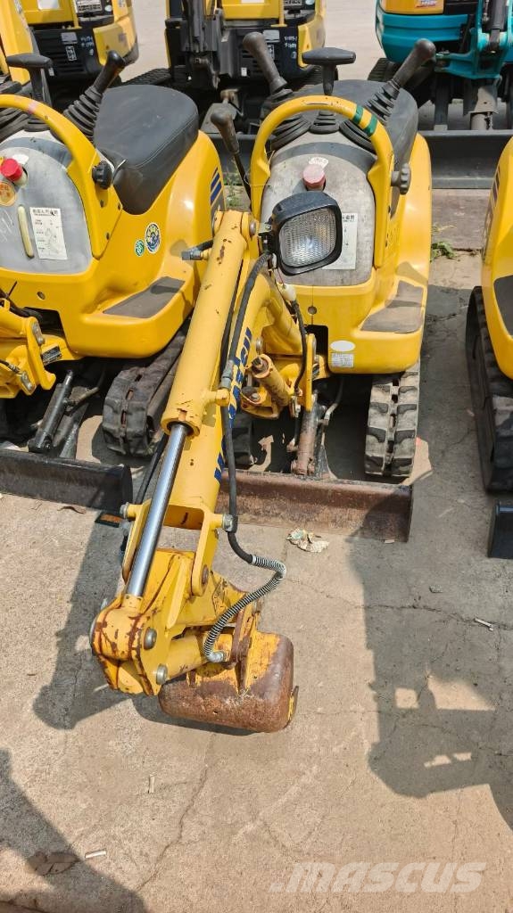 Komatsu PC 01 حفارات صغيرة أقل من 7 طن (حفارات صغيرة)