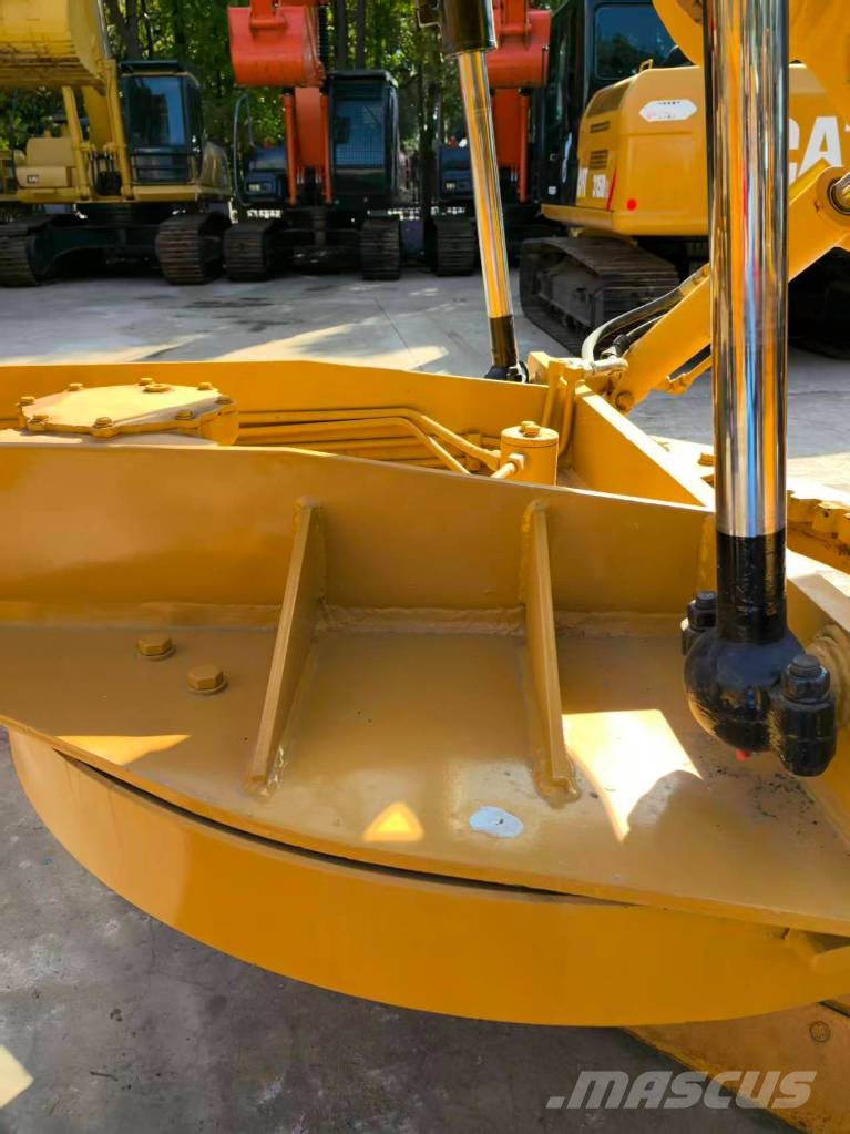 CAT 140 G Gréderek