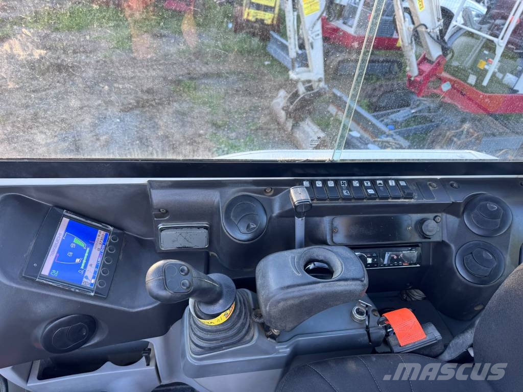 Takeuchi TB230 حفارات صغيرة أقل من 7 طن (حفارات صغيرة)