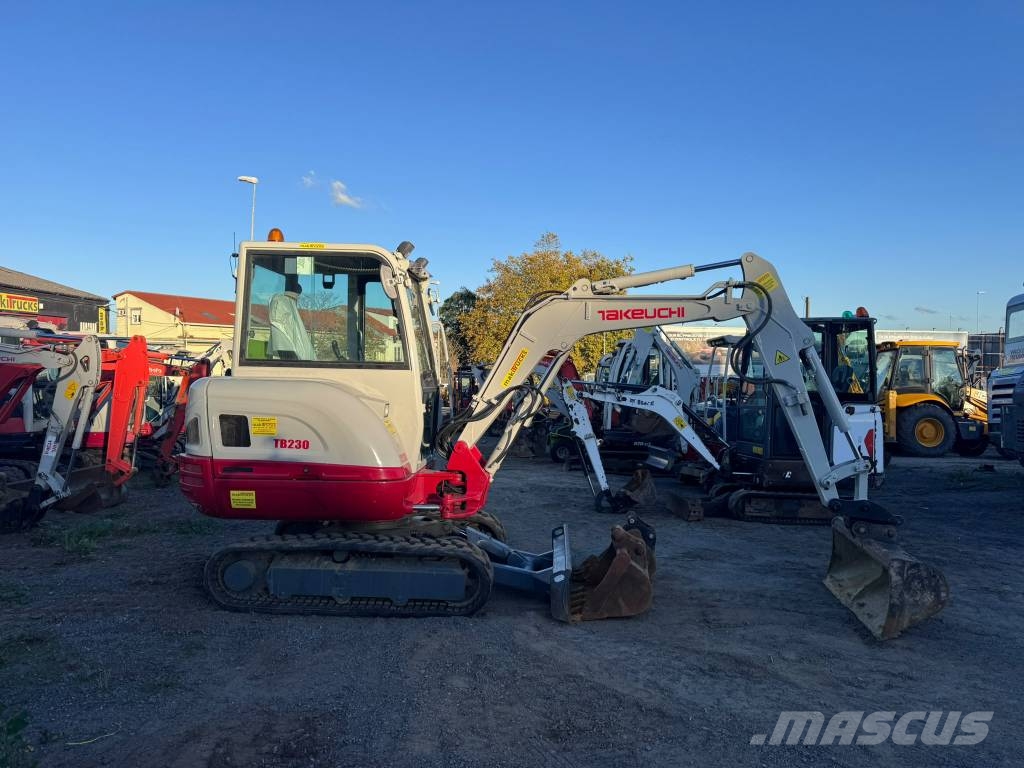 Takeuchi TB230 حفارات صغيرة أقل من 7 طن (حفارات صغيرة)