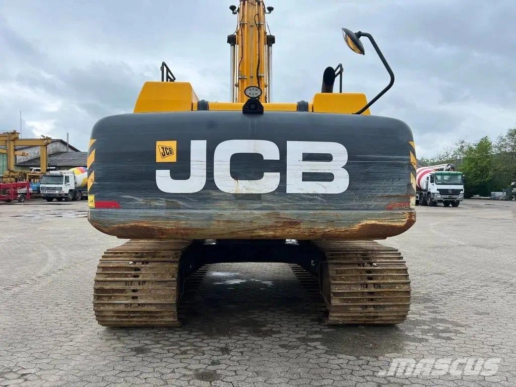 JCB JS 330 LC Kaivukoneet