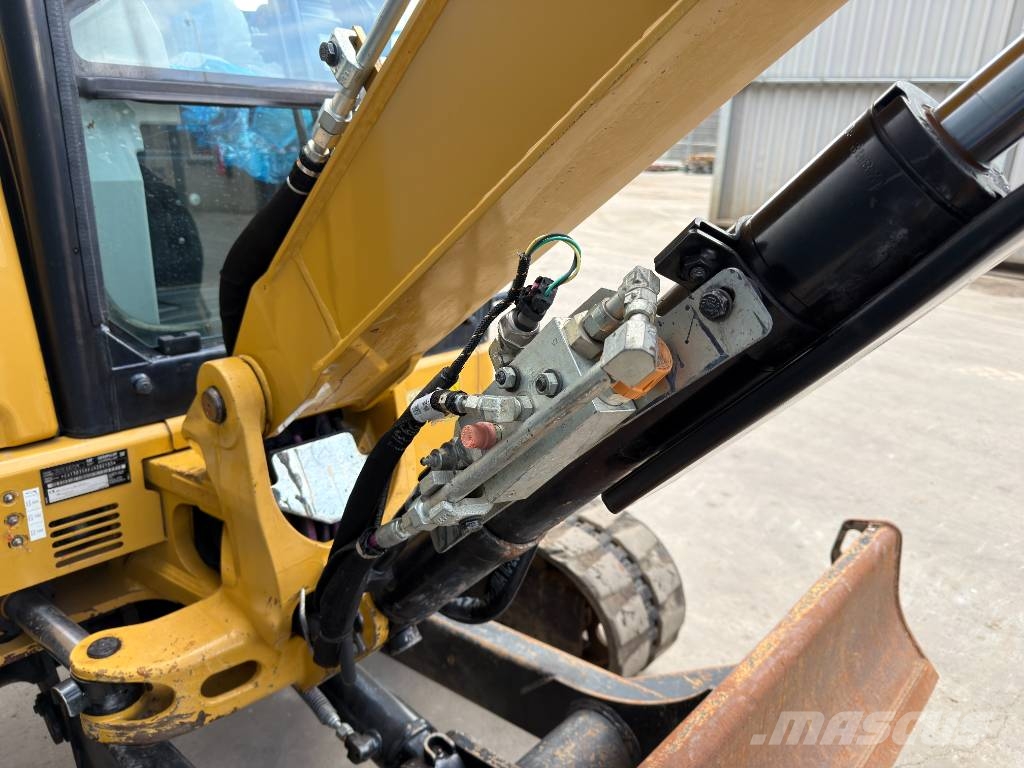 CAT 303.5E CR حفارات صغيرة أقل من 7 طن (حفارات صغيرة)