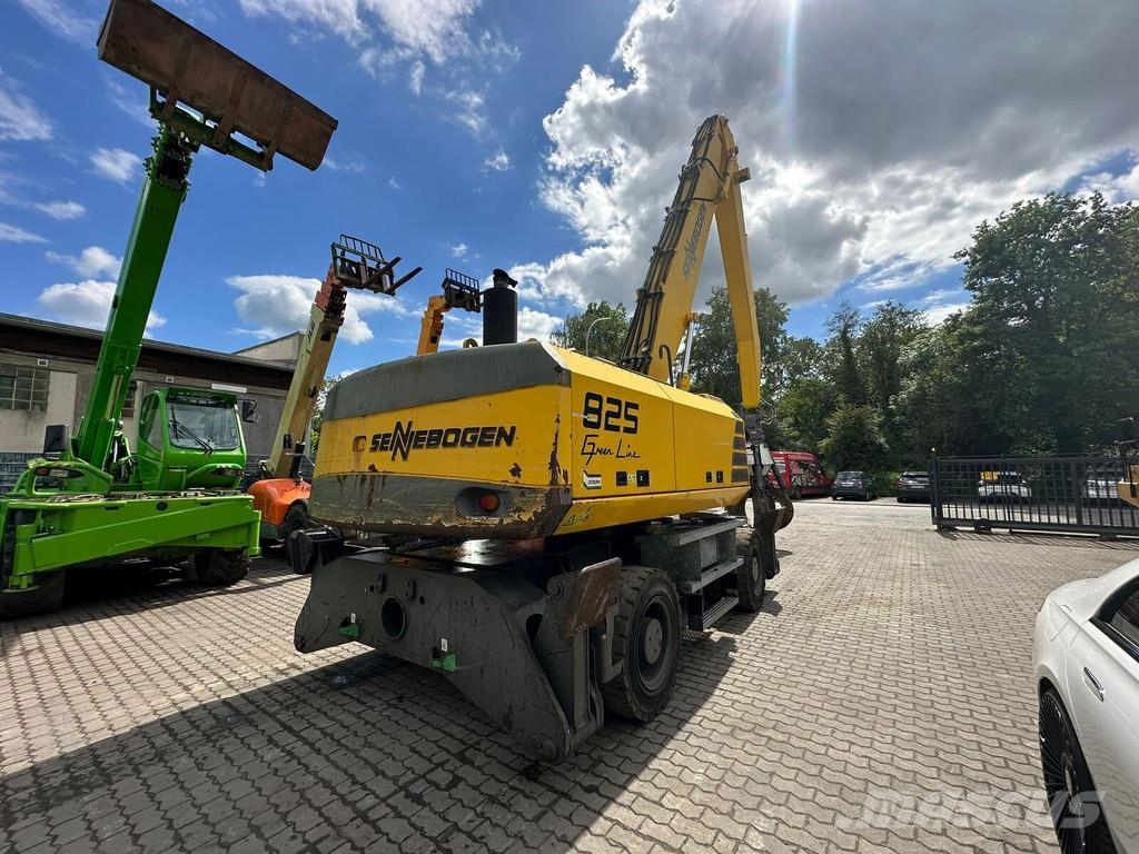 Sennebogen 825 Umschlagbagger / Greifer / ZSA Waste / industry handlers