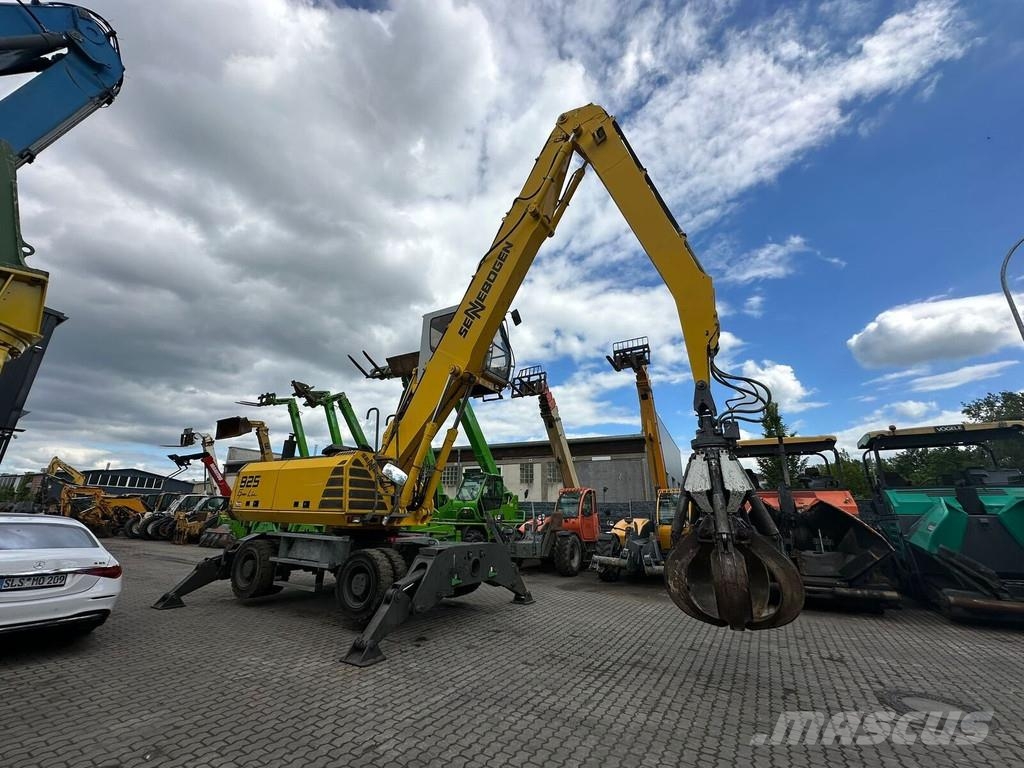 Sennebogen 825 Umschlagbagger / Greifer / ZSA Waste / industry handlers