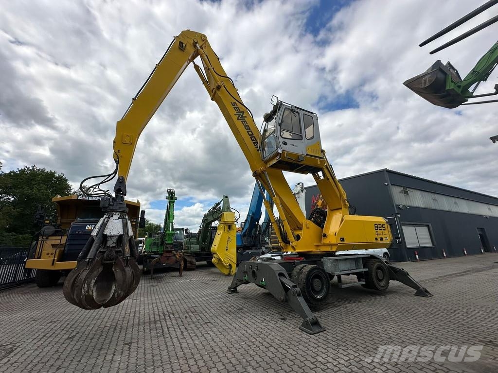 Sennebogen 825 Umschlagbagger / Greifer / ZSA Waste / industry handlers
