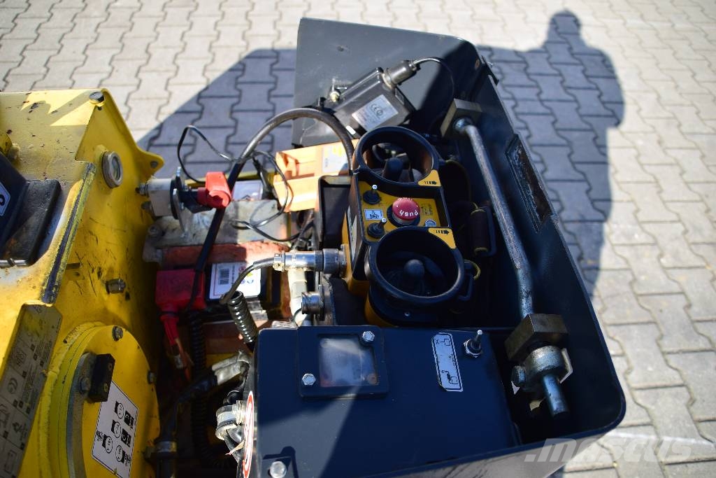 Bomag BPH 80/65 S + Joystick Vibrator compactors