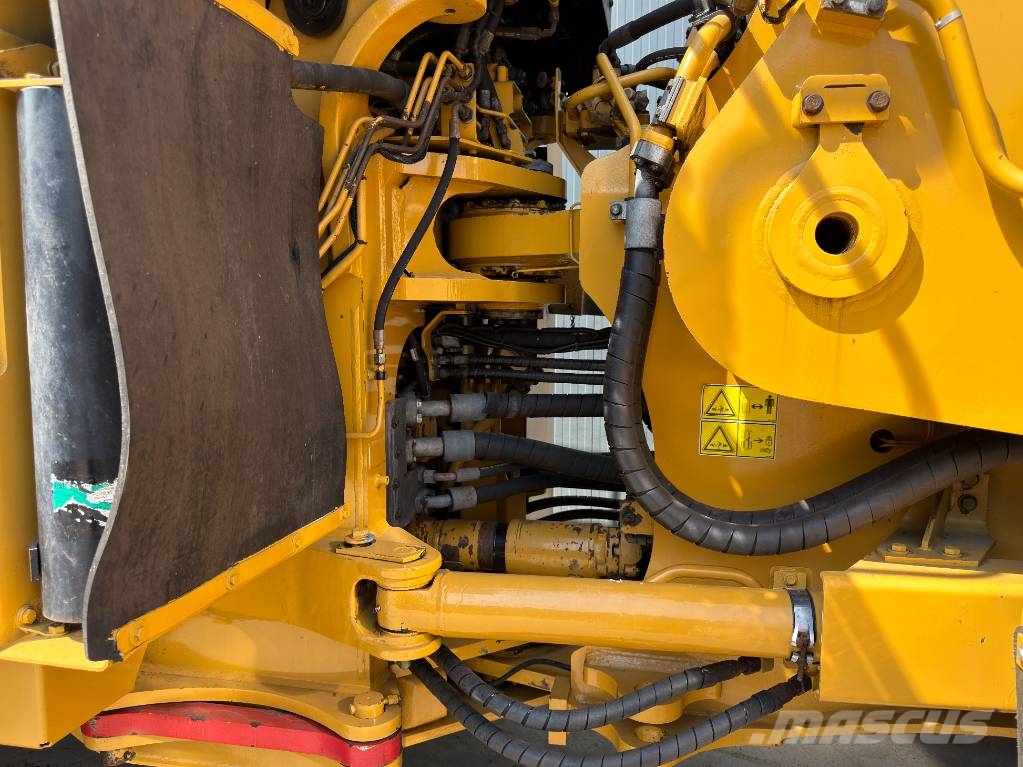 CAT 988K Pyöräkuormaajat