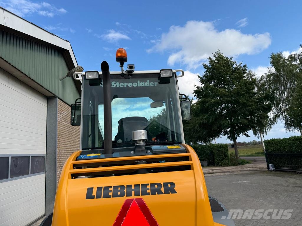 Liebherr L507 L507 Iekrāvēji uz riteņiem