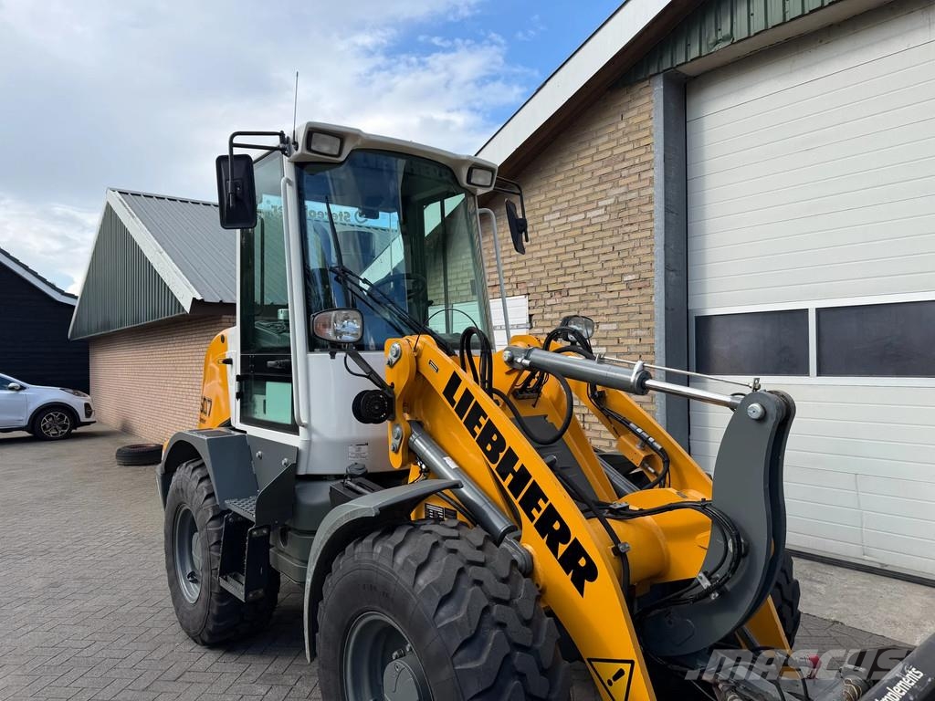 Liebherr L507 L507 Iekrāvēji uz riteņiem