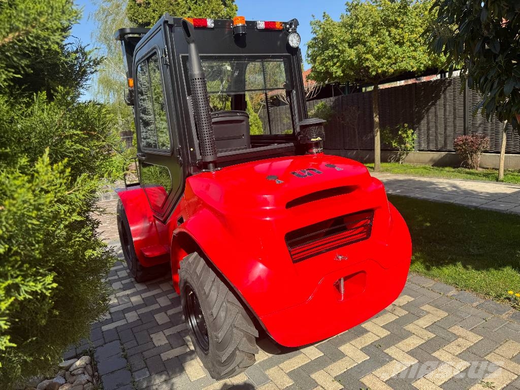UN Forklift FD35T-DNJM1 4WD V-4166 Vorkheftruck voor zwaar terrein